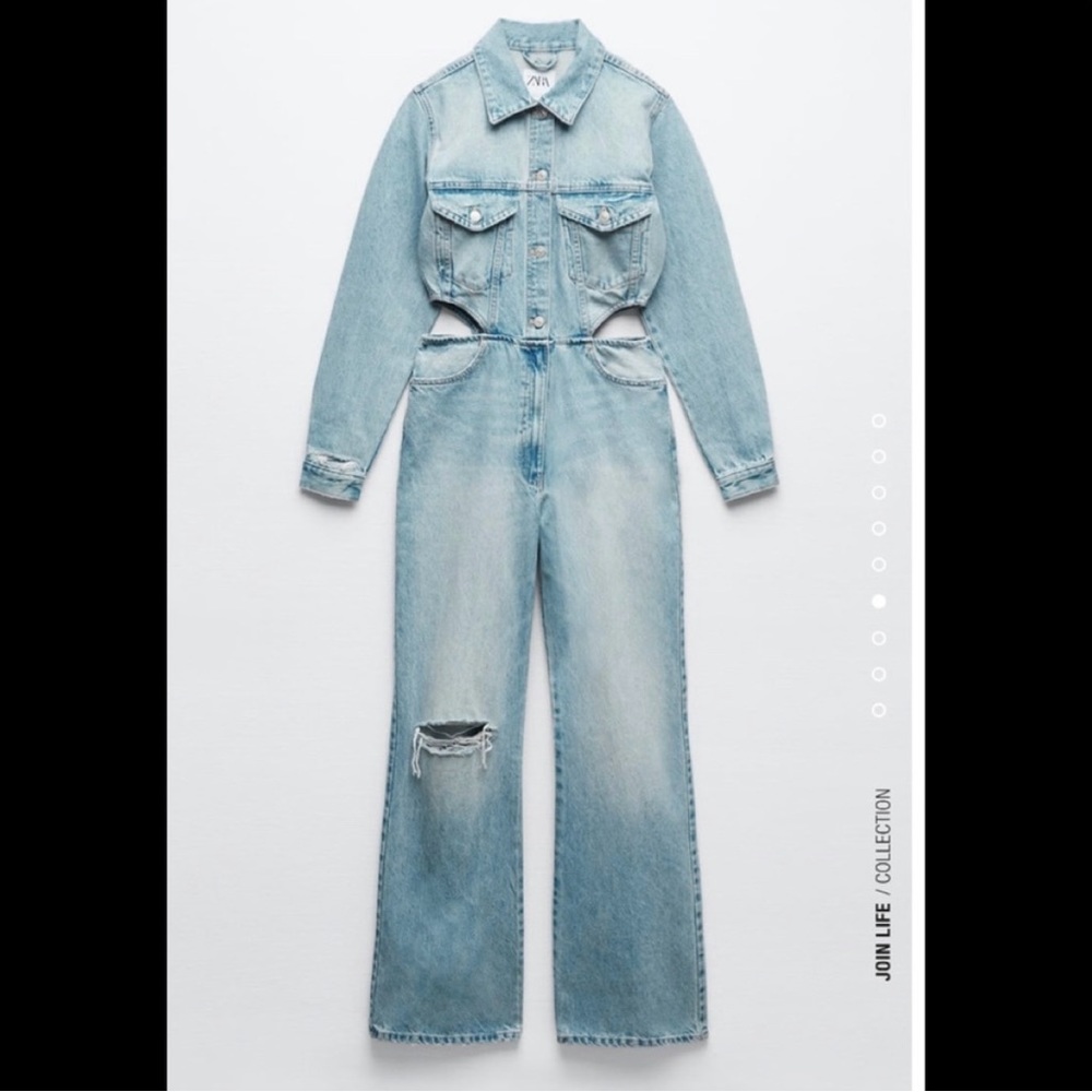 Zara full length blue denim jumpsuit with side cut-outs
NWT Bloggers favorite S